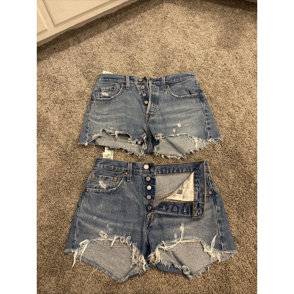 Lot Of 2 LEVI'S Women's Big E Premium blue casual 100% Cotton short Sz W27 ??x3